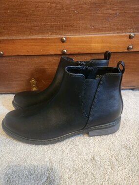 Sonoma boots